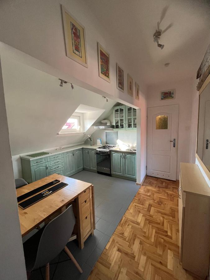 Apartament Kolobrzeska Mansarda, Narutowicza 8 コウォブジェク エクステリア 写真